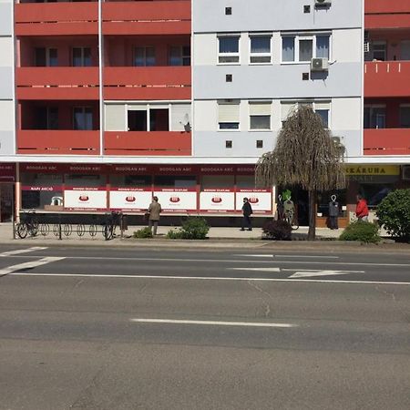 Marika Apartman Hajdúszoboszló Exteriör bild